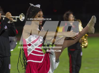 Thumbnail 3 in Royal vs Almeta Crawford photogallery.