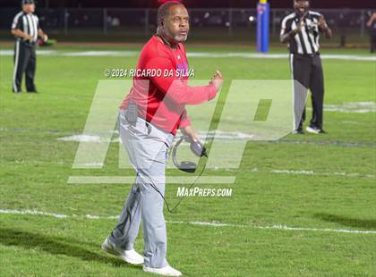 Thumbnail 3 in Royal vs Almeta Crawford photogallery.
