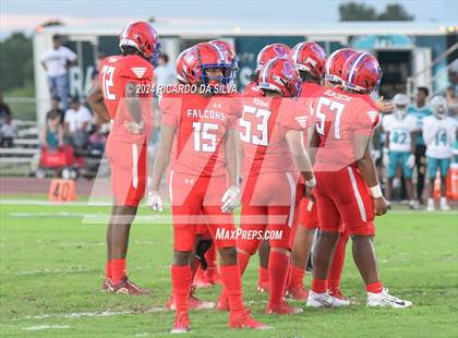 Thumbnail 3 in Royal vs Almeta Crawford photogallery.