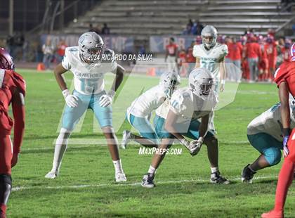 Thumbnail 2 in Royal vs Almeta Crawford photogallery.