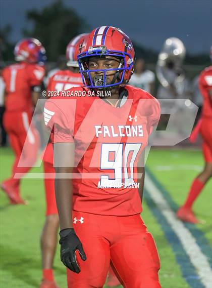 Thumbnail 3 in Royal vs Almeta Crawford photogallery.