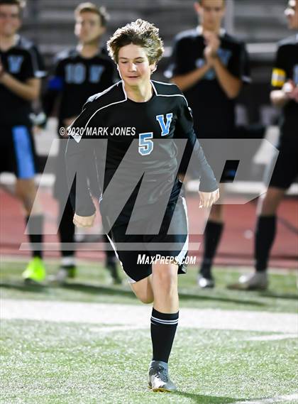 Thumbnail 2 in Yuma Catholic vs. Veritas Prep (AIA 3A Final) photogallery.