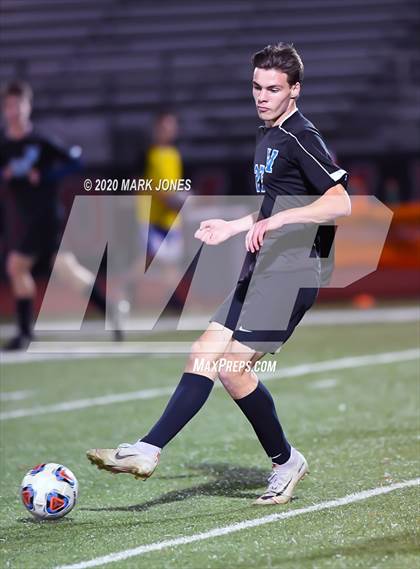 Thumbnail 1 in Yuma Catholic vs. Veritas Prep (AIA 3A Final) photogallery.