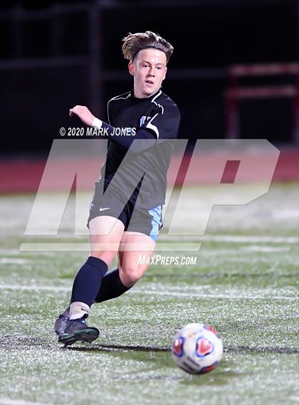 Thumbnail 3 in Yuma Catholic vs. Veritas Prep (AIA 3A Final) photogallery.