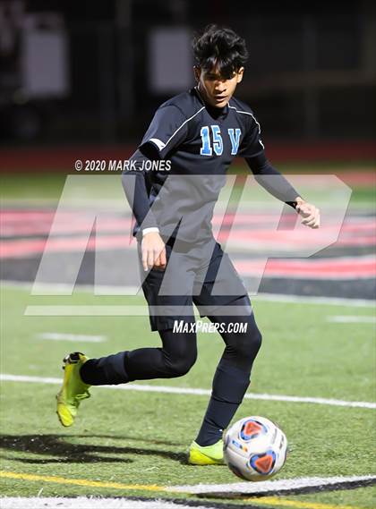Thumbnail 3 in Yuma Catholic vs. Veritas Prep (AIA 3A Final) photogallery.