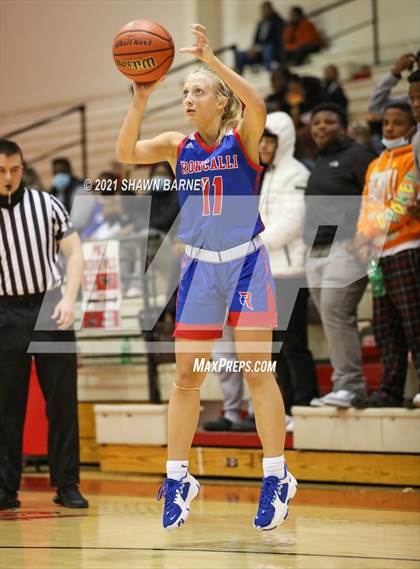 Thumbnail 2 in Roncalli @ Pike photogallery.