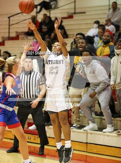 Thumbnail 1 in Roncalli @ Pike photogallery.
