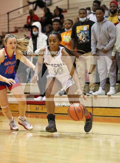 Thumbnail 3 in Roncalli @ Pike photogallery.