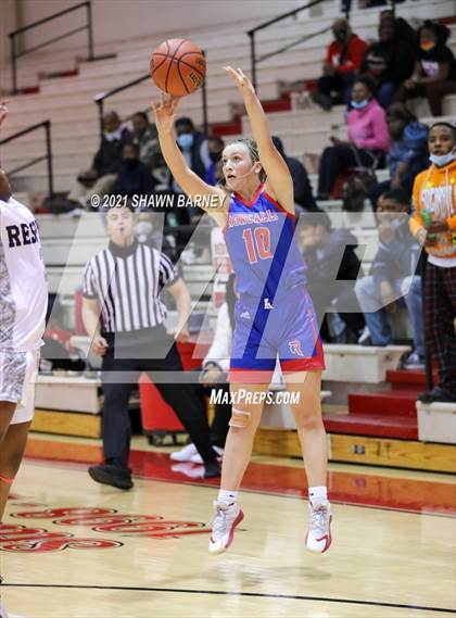 Thumbnail 3 in Roncalli @ Pike photogallery.