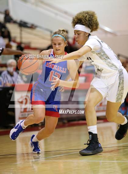 Thumbnail 3 in Roncalli @ Pike photogallery.