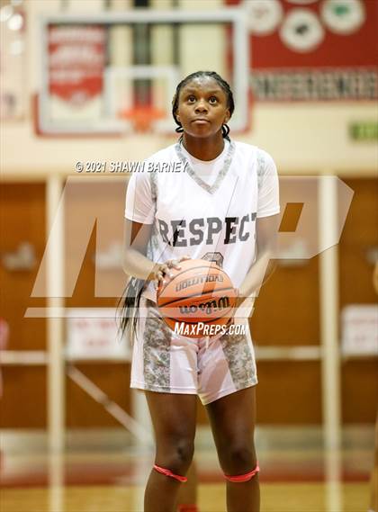 Thumbnail 2 in Roncalli @ Pike photogallery.