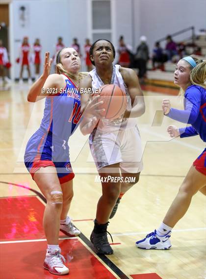 Thumbnail 3 in Roncalli @ Pike photogallery.