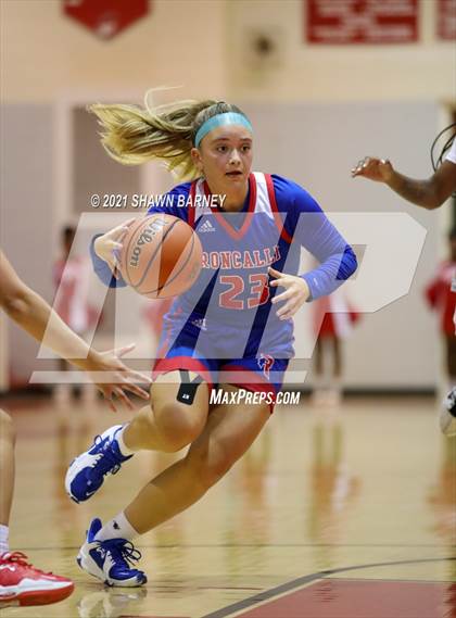 Thumbnail 2 in Roncalli @ Pike photogallery.