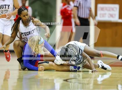 Thumbnail 3 in Roncalli @ Pike photogallery.