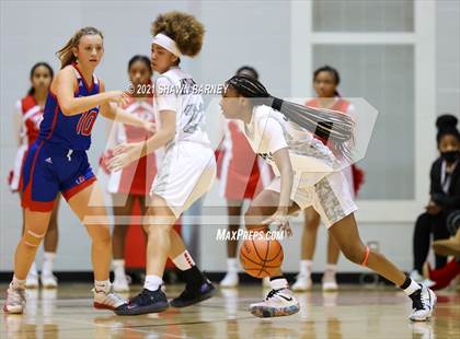 Thumbnail 3 in Roncalli @ Pike photogallery.