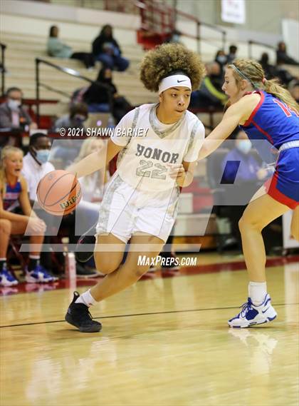 Thumbnail 3 in Roncalli @ Pike photogallery.
