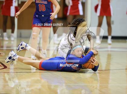 Thumbnail 1 in Roncalli @ Pike photogallery.
