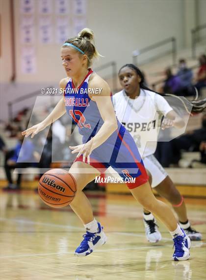 Thumbnail 3 in Roncalli @ Pike photogallery.
