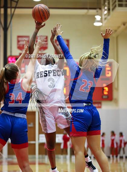 Thumbnail 1 in Roncalli @ Pike photogallery.