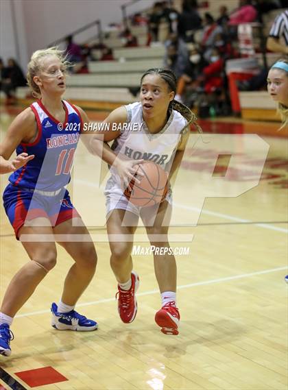Thumbnail 3 in Roncalli @ Pike photogallery.