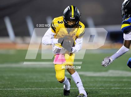 Thumbnail 3 in Verbum Dei vs. Bosco Tech photogallery.