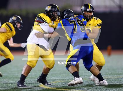 Thumbnail 2 in Verbum Dei vs. Bosco Tech photogallery.