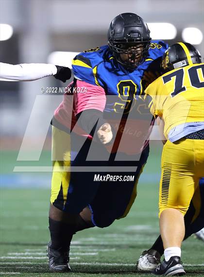 Thumbnail 2 in Verbum Dei vs. Bosco Tech photogallery.