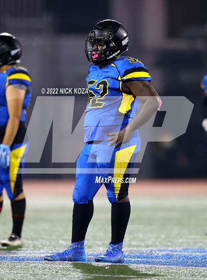 Thumbnail 1 in Verbum Dei vs. Bosco Tech photogallery.