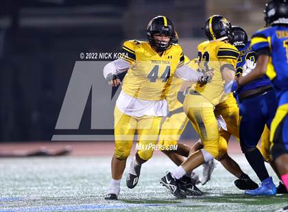 Thumbnail 2 in Verbum Dei vs. Bosco Tech photogallery.