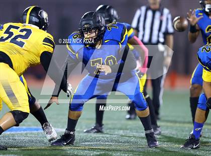 Thumbnail 3 in Verbum Dei vs. Bosco Tech photogallery.