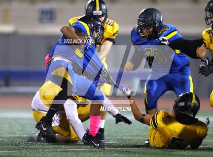 Thumbnail 3 in Verbum Dei vs. Bosco Tech photogallery.