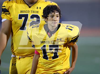 Thumbnail 1 in Verbum Dei vs. Bosco Tech photogallery.