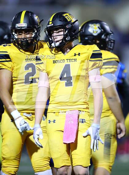 Thumbnail 2 in Verbum Dei vs. Bosco Tech photogallery.