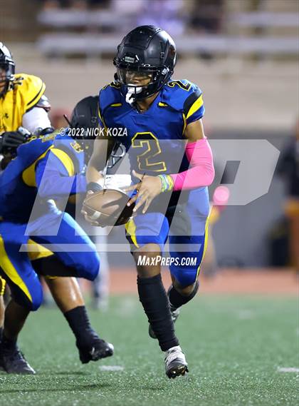 Thumbnail 2 in Verbum Dei vs. Bosco Tech photogallery.