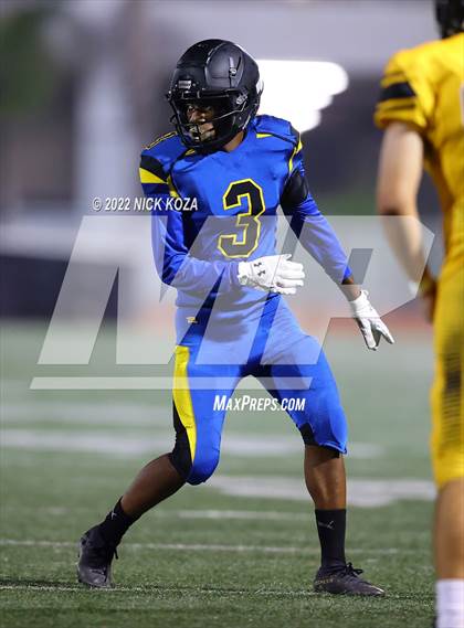 Thumbnail 3 in Verbum Dei vs. Bosco Tech photogallery.