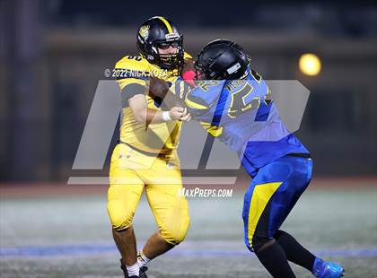 Thumbnail 1 in Verbum Dei vs. Bosco Tech photogallery.