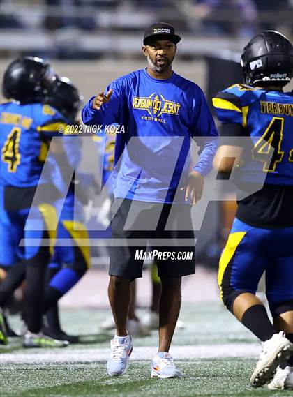 Thumbnail 2 in Verbum Dei vs. Bosco Tech photogallery.