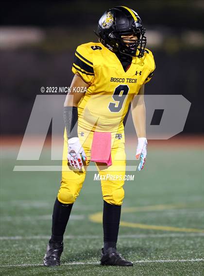 Thumbnail 3 in Verbum Dei vs. Bosco Tech photogallery.