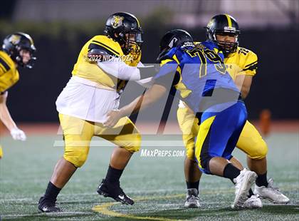 Thumbnail 1 in Verbum Dei vs. Bosco Tech photogallery.