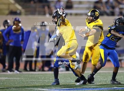 Thumbnail 3 in Verbum Dei vs. Bosco Tech photogallery.