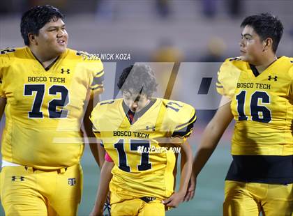 Thumbnail 1 in Verbum Dei vs. Bosco Tech photogallery.