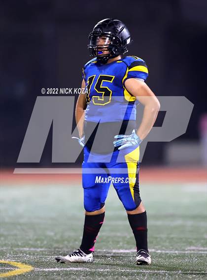Thumbnail 1 in Verbum Dei vs. Bosco Tech photogallery.