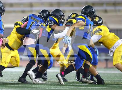 Thumbnail 2 in Verbum Dei vs. Bosco Tech photogallery.