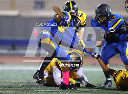 Thumbnail 1 in Verbum Dei vs. Bosco Tech photogallery.