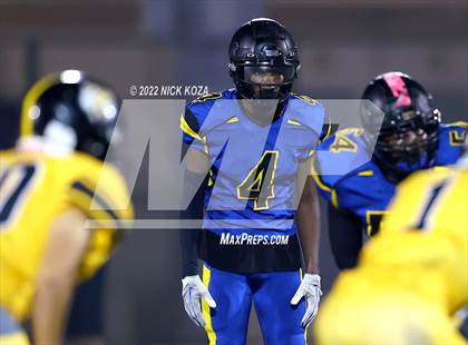 Thumbnail 1 in Verbum Dei vs. Bosco Tech photogallery.