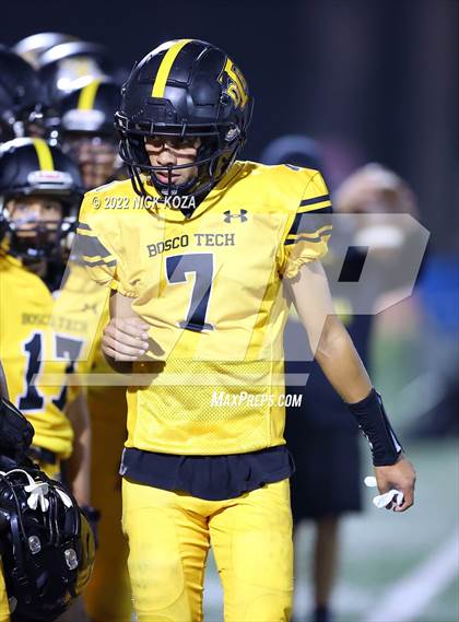 Thumbnail 3 in Verbum Dei vs. Bosco Tech photogallery.