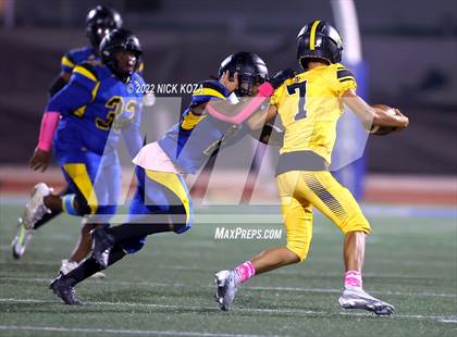 Thumbnail 2 in Verbum Dei vs. Bosco Tech photogallery.