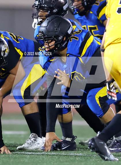 Thumbnail 1 in Verbum Dei vs. Bosco Tech photogallery.