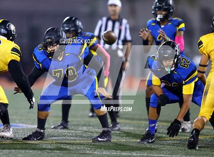 Thumbnail 2 in Verbum Dei vs. Bosco Tech photogallery.