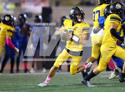 Thumbnail 2 in Verbum Dei vs. Bosco Tech photogallery.